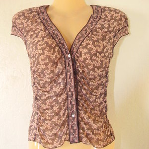 sheer maxstudio button down is being swapped online for free