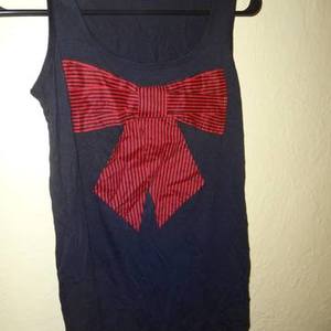 Charlotte Russe top size S is being swapped online for free