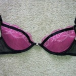 Hot pink/black bra 34B is being swapped online for free