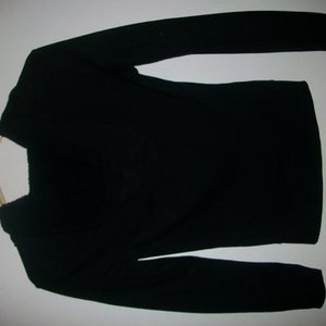 Black Hoodie Sz XS-S is being swapped online for free