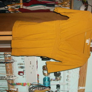 Yellow forevr 21 shirt is being swapped online for free