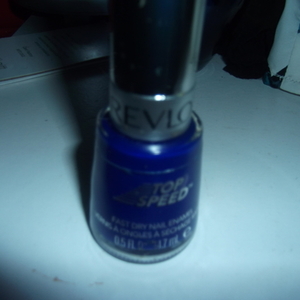 Revlon blue quick dry nail varnish tested  UK is being swapped online for free