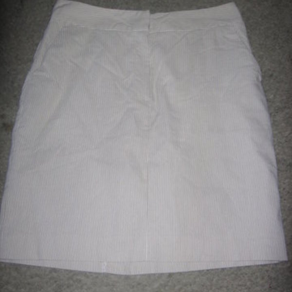 Vertigo Paris SKirt Size 8-10 is being swapped online for free