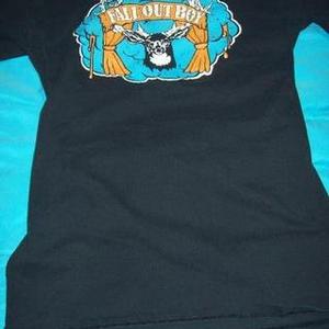 Fall Out Boy Band Tee is being swapped online for free
