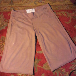 Abercrombie & Fitch M sweatpants  is being swapped online for free