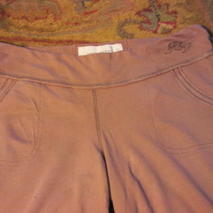 Abercrombie & Fitch M sweatpants  is being swapped online for free