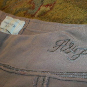 Abercrombie & Fitch M sweatpants  is being swapped online for free