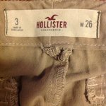 Hollister kaki shorts is being swapped online for free