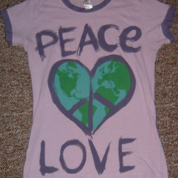 Peace love tee is being swapped online for free