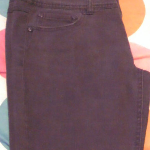 Vanilla Star Skinny Jeans is being swapped online for free