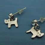 *free* Cat Rhinestone Earrings is being swapped online for free