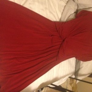 Red jersey dress is being swapped online for free