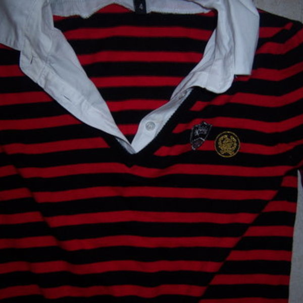 SMALL classic sweater shirt sz 4  is being swapped online for free