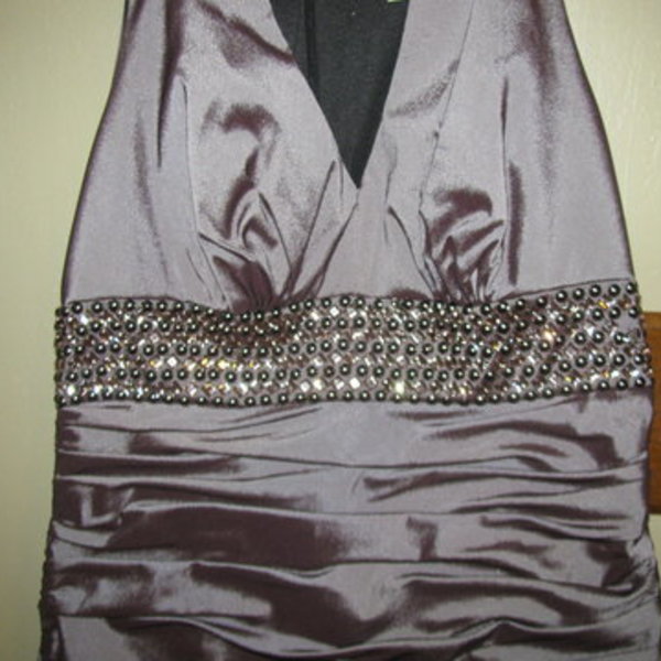 Davi's Bridal Beautiful dress is being swapped online for free