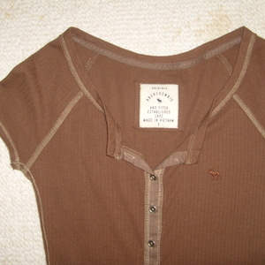 Abercrombie and Fitch brown top is being swapped online for free
