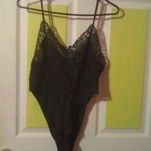 lots of lingere is being swapped online for free