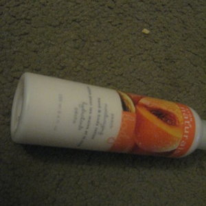 peach naturals body lotion is being swapped online for free