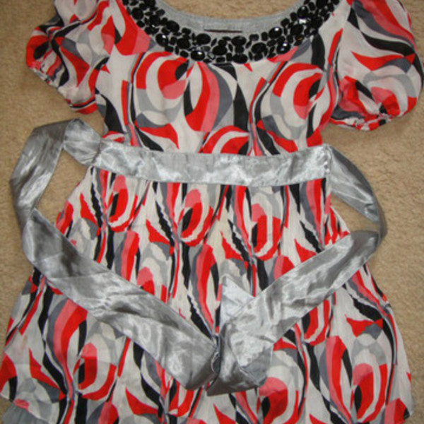 NEW Babydoll Tunic Unique SIZE S is being swapped online for free