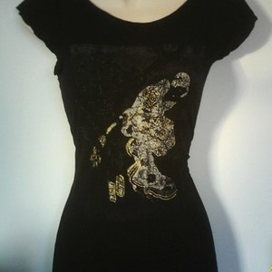 Black Geisha T  is being swapped online for free
