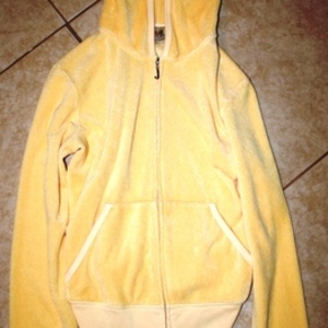 Juicy Couture hoodie M is being swapped online for free