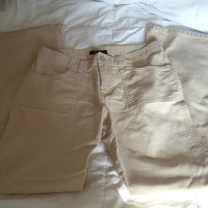 Abercrombie & Fitch Khaki Pants Size 14 is being swapped online for free