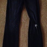 Abercrombie Jeans is being swapped online for free