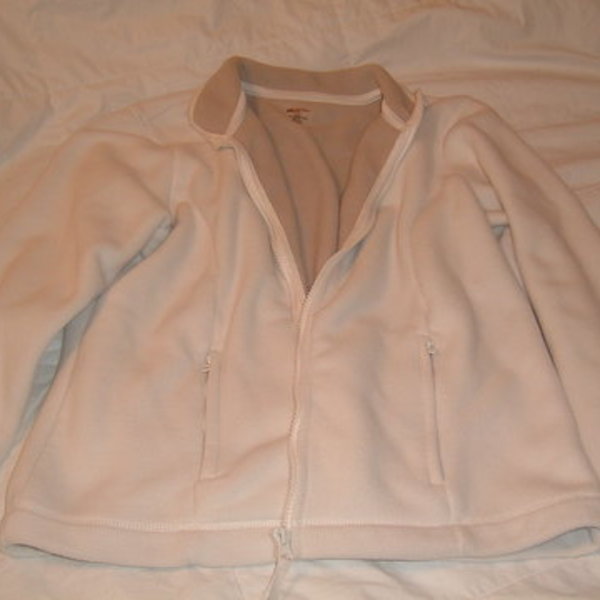 white jacket is being swapped online for free