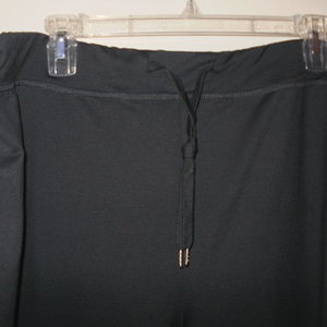 style & co. athletic pants XL is being swapped online for free