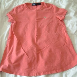 very cute maternity top is being swapped online for free