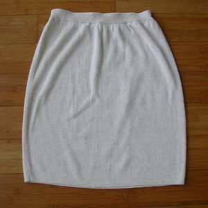 Liz Claiborne Linen Blend Skirt is being swapped online for free