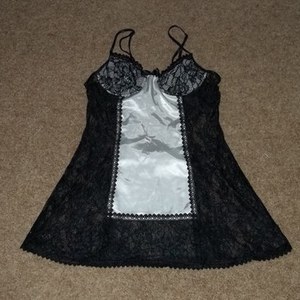 PIF - Black and Pink Lacy Lingerie Top sz M is being swapped online for free