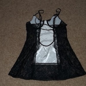 PIF - Black and Pink Lacy Lingerie Top sz M is being swapped online for free