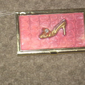 New Business Cardholder, Fashionista, Great Holiday Gift! is being swapped online for free