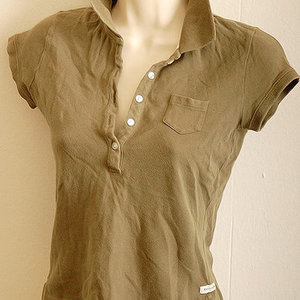 Abercrombie green khaki polo top is being swapped online for free