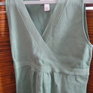 Green Ann Taylor Top is being swapped online for free