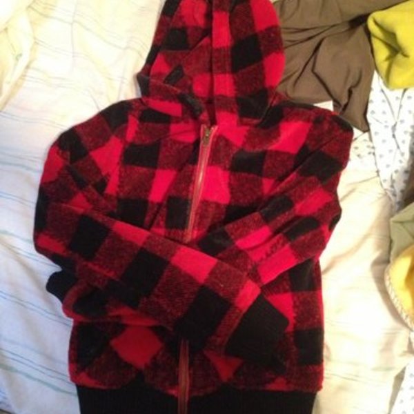 Fuzzy plaid jacket is being swapped online for free