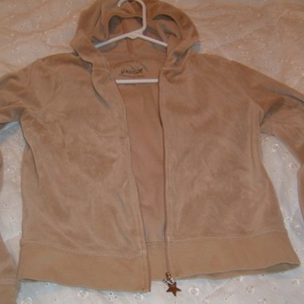Tan velour jacket is being swapped online for free