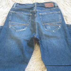 Mens BKE Jeans 31 Jaxon is being swapped online for free