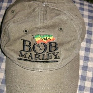 bob marley hat is being swapped online for free