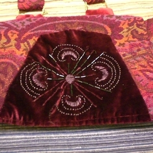 Beaded Gypsy Bag is being swapped online for free