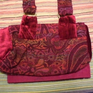 Beaded Gypsy Bag is being swapped online for free