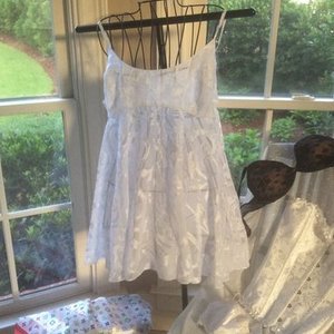 VS vintage nightie is being swapped online for free
