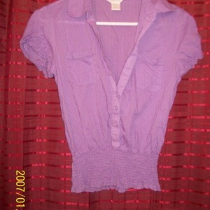 Maurices top size medium is being swapped online for free