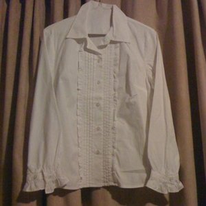 croft and barrow white stretch button-up is being swapped online for free