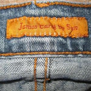 James Cured By Seun Jeans is being swapped online for free