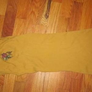 Victoria's Secret Vintage Rose Tank Size XS is being swapped online for free