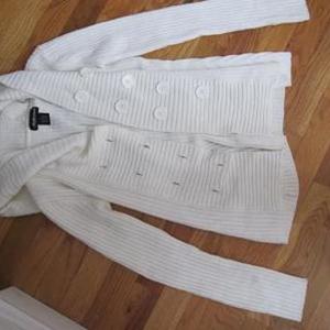 Alloy Takeout White Sweater Size S is being swapped online for free