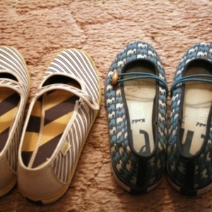 Two pairs of ballet flats is being swapped online for free