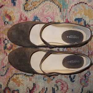 Sonoma Brown Suede Flats 6 1/2 is being swapped online for free