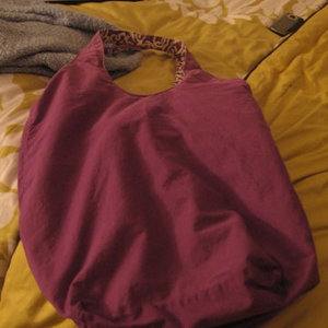 Reversible American Eagle Summer Bag is being swapped online for free